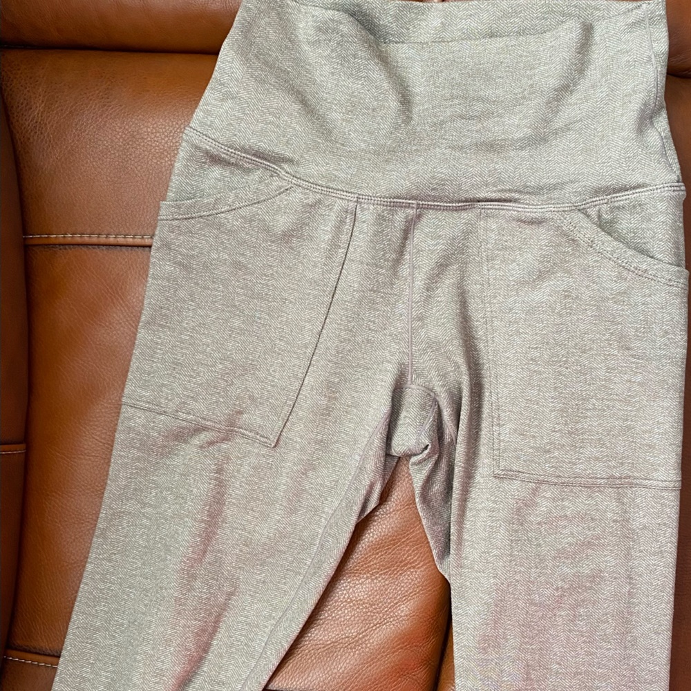 Prana leggings with front pockets